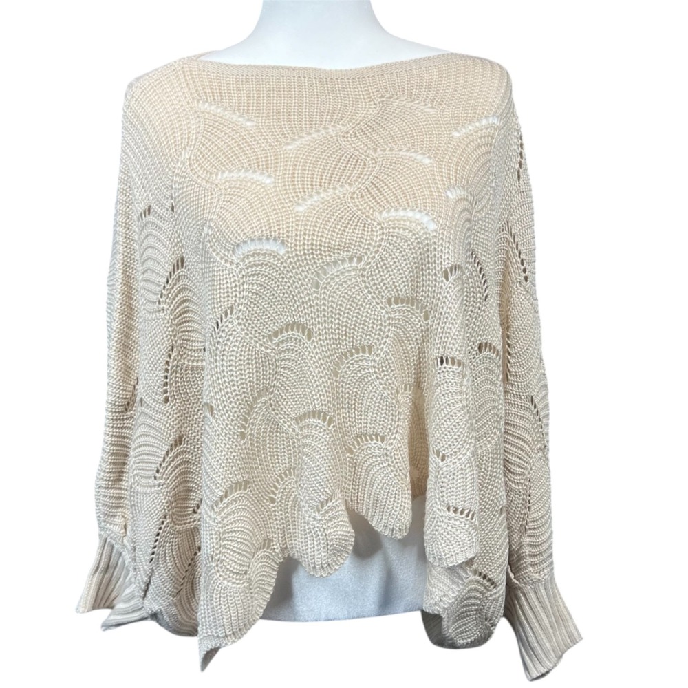Moon & Madison Sweater Women's S Cream Oversized Scalloped Knit Boho Batwing